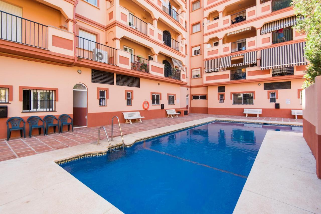 Boliches Center Apartment Next To The Beach, Parking, Pool & Terrace Фуенхірола Екстер'єр фото